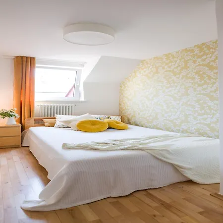 Apartment Near Wawel Castle *